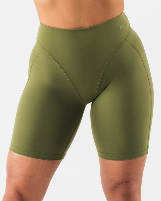 Parker Mid Rise Short - Verbena