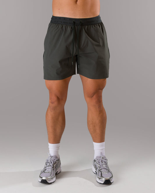 Apex Short - Iron Charcoal